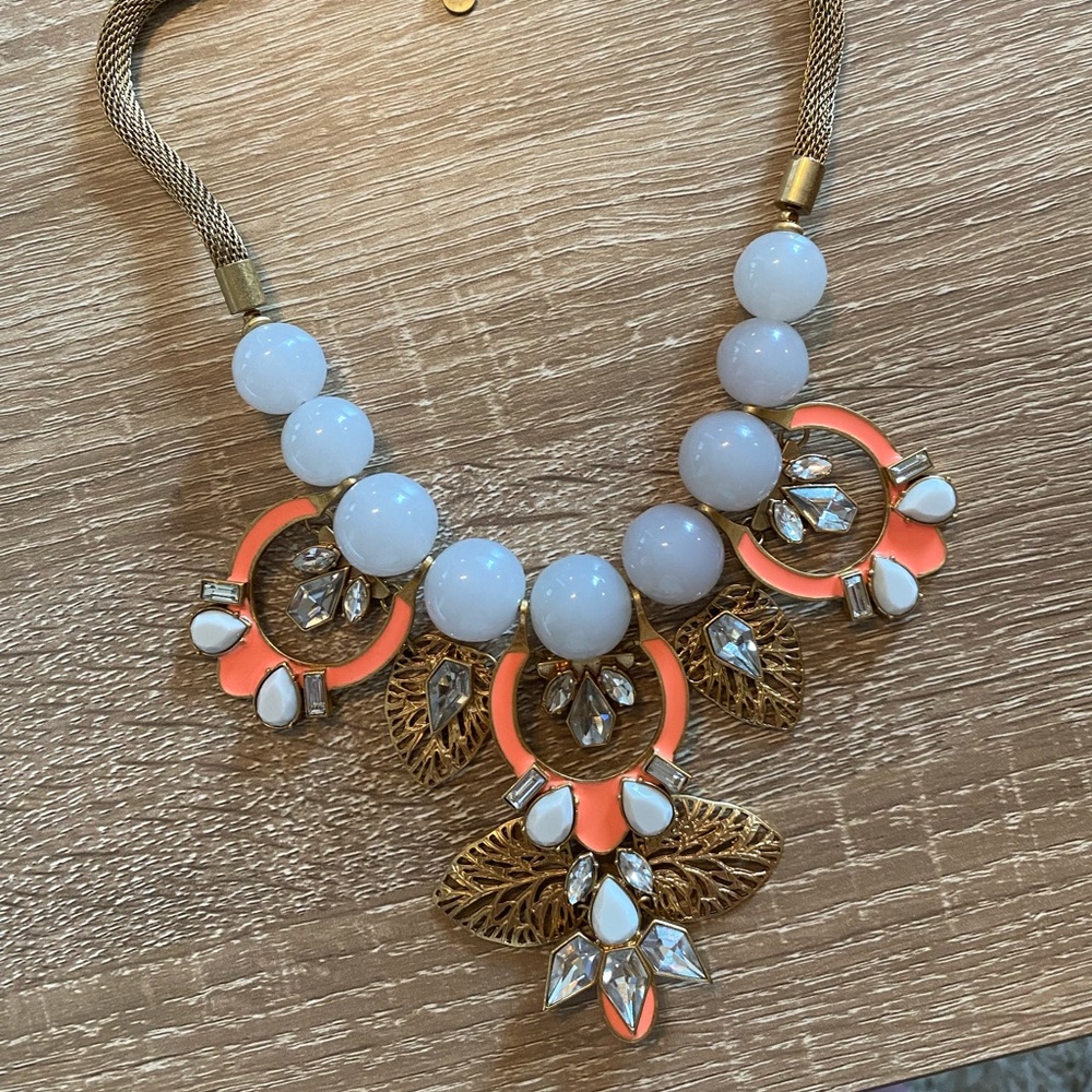 Stella & Dot Riveria Statement Necklace